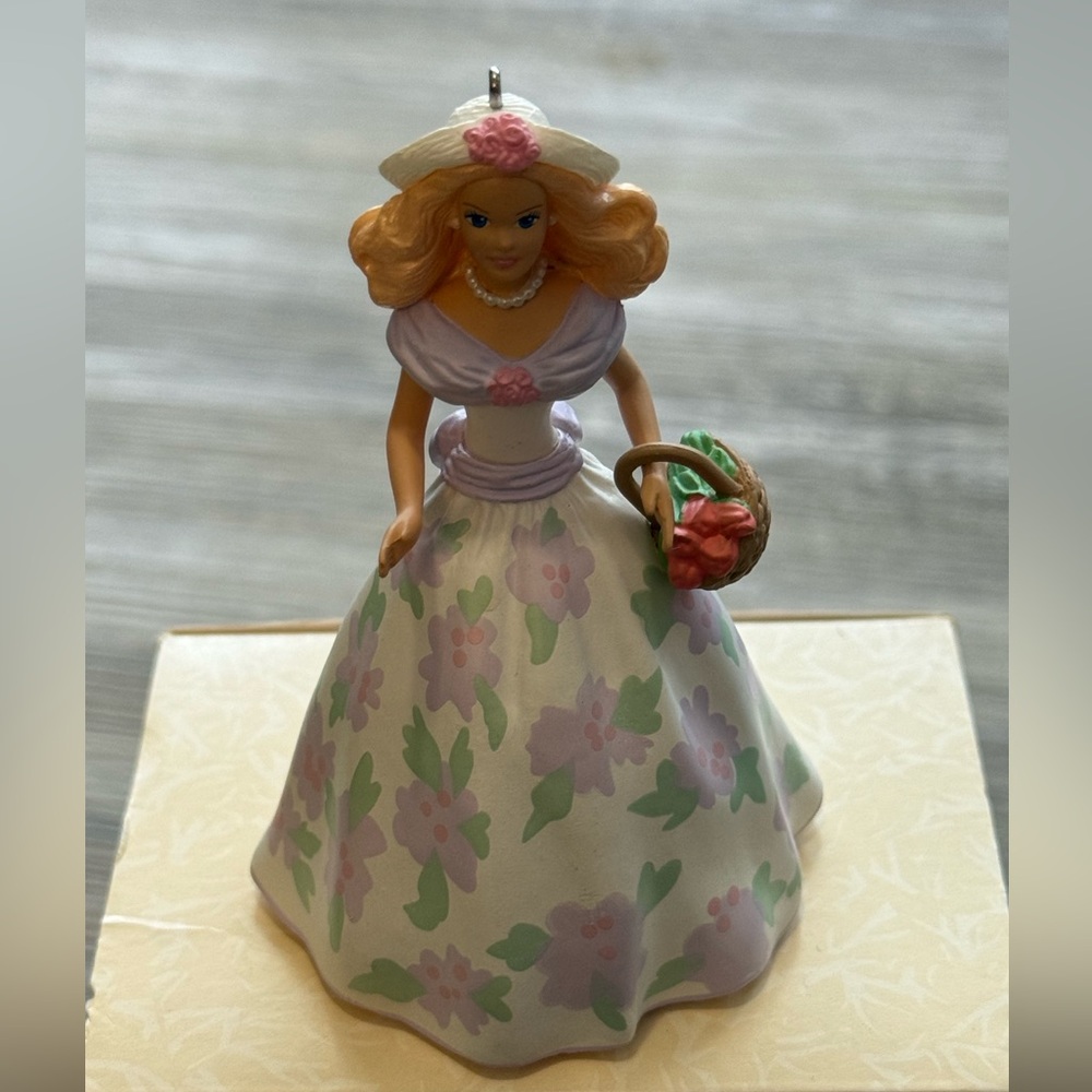 Vintage Barbie 1995 Hallmark Keepsake Springtime Ornament
